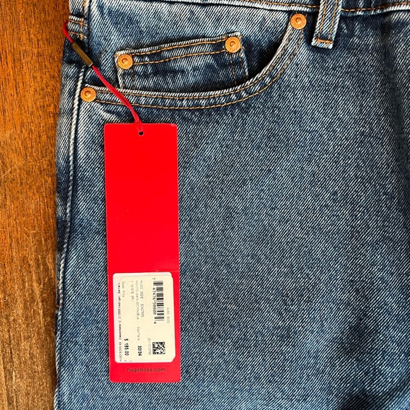 NWT Hugo Boss Menʼs Slim Tapered 32x30 Jeans - Picture 3 of 7